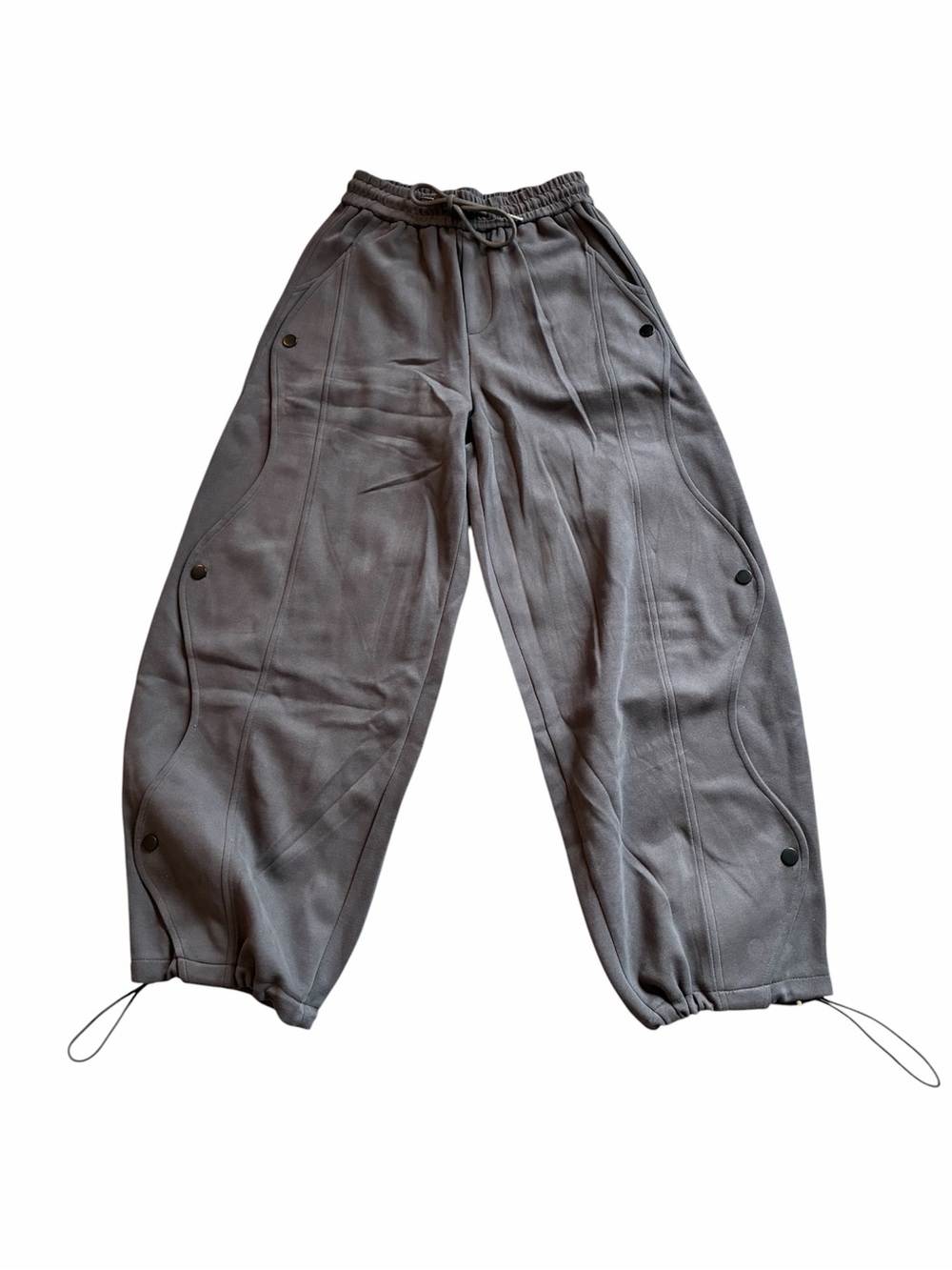 Women’s Gray Barrel Sweatpants with Black Buttons and side Scalloped details